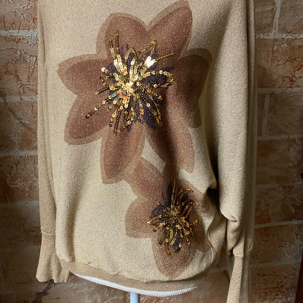 Chic Floral Sequin Sweater